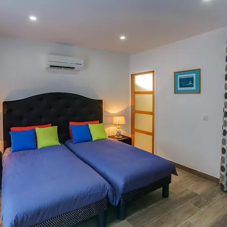 Appartement très récent a 200 m de la mer Saint Aygulf Extérieur photo