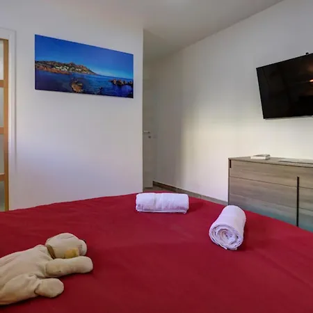 Appartement très récent a 200 m de la mer Saint Aygulf Extérieur photo
